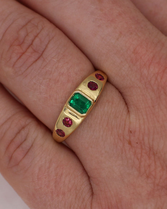 18KT Emerald and Tourmaline Ring