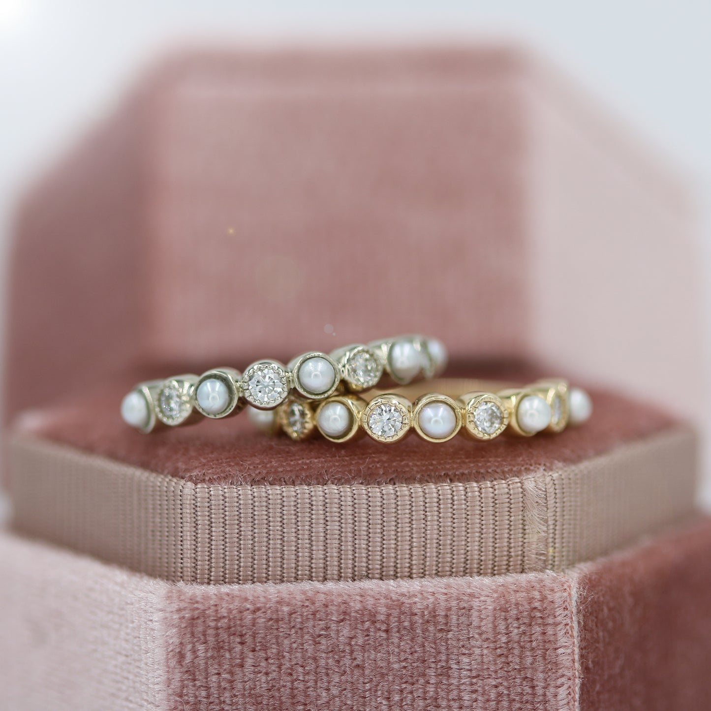 Stunning South Seas Pearl Diamond Ring 18K Yellow Gold