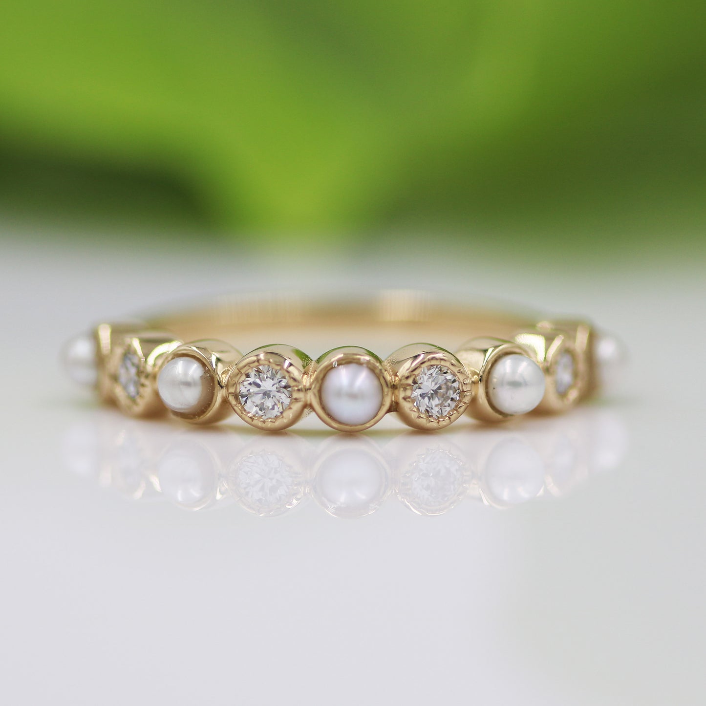 Pearl and diamond band ring Clearance